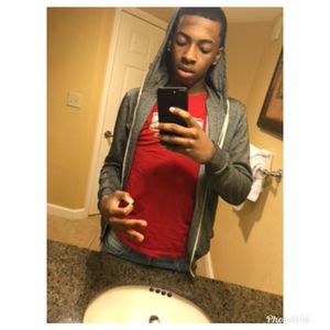 Meet your Posher, Parris